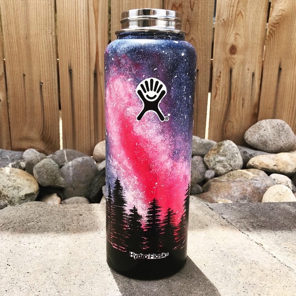 painted hydroflasks